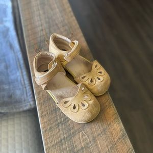 livie and lucas shoes